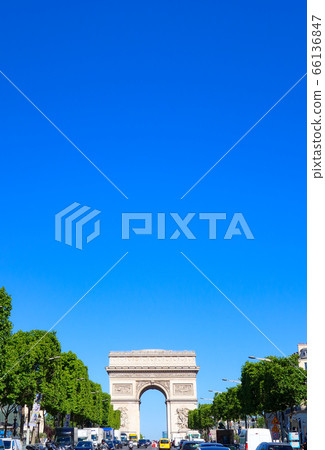Arc de Triomphe Paris 66136847