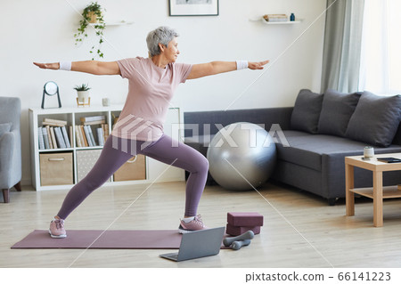 Sports training at home 66141223