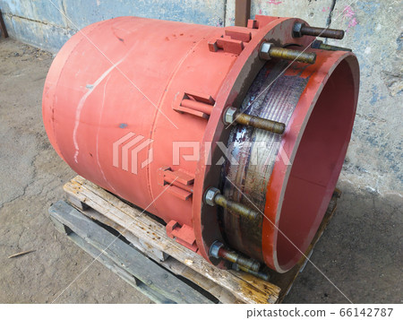Red gland expansion joint for heating main. 66142787