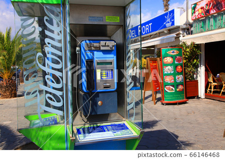 Barcelona phone booth Barcelona phone booth 66146468
