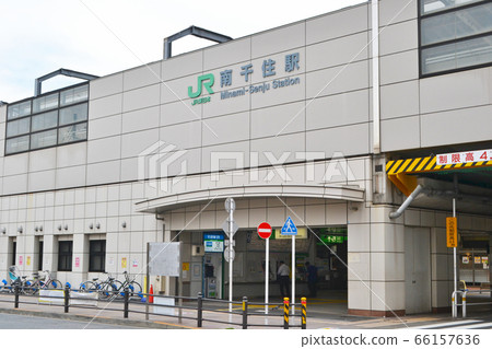 JR Joban Line Minamisenju Station Station Building 66157636