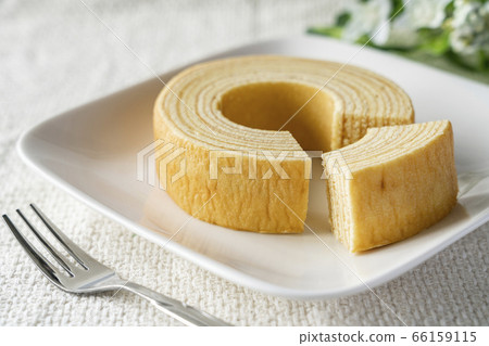 Baumkuchen cut Baumkuchen cut 66159115