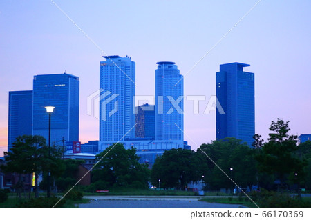 名古屋的黎明 66170369