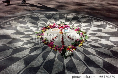 想像紀念碑，紀念約翰·列儂在紐約中央公園1 66170879