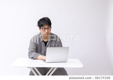 Hikikomori neat image 66174100