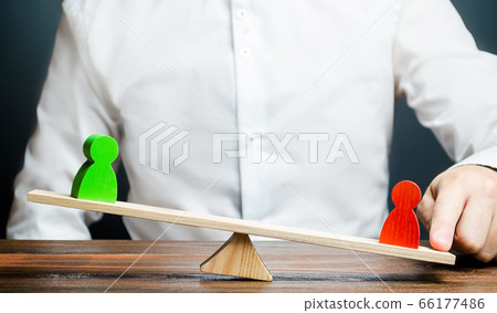 A man takes the side of a red figure in a dispute. Mediator and arbiter. Losing a conflict, gaining an opponent an advantage. Corruption and violation of laws and justice. Fail. Collusion 66177486