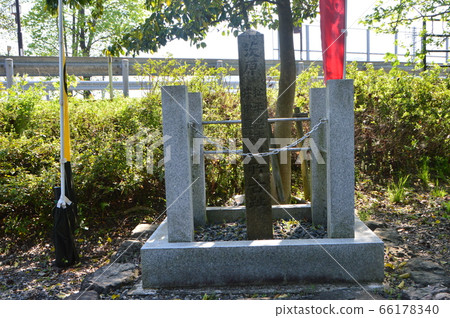 Stone monument of "Tadakichi Matsudaira, Naomasa Ii Jinji trace" (Sekigahara, Sekigahara Town, Fuwa District, Gifu Prefecture) 66178340