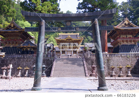 從日光東照宮神社電源點看到的Yomei門 從日光東照宮神社電源點看到的Yomei門 66183226
