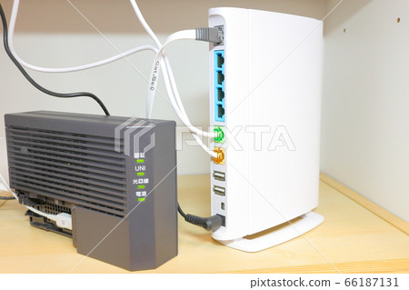 Wifi router and modem_image of optical internet 66187131