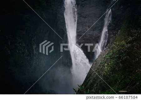 The last unexplored area, the famous waterfall 66187584