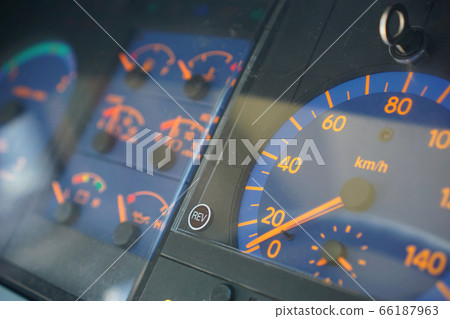 公交車駕駛員座椅儀表 66187963