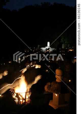 Tottori Four Seasons Walk Aki Ikeda Family Grave 66190146