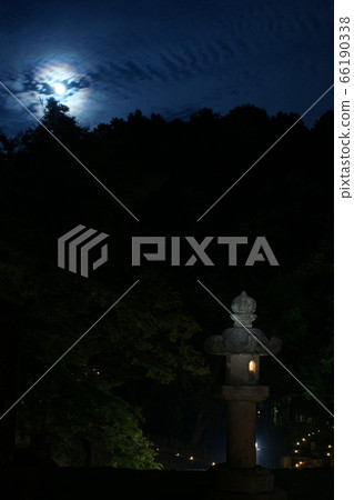 Tottori Four Seasons Walk Aki Ikeda Family Grave 66190338