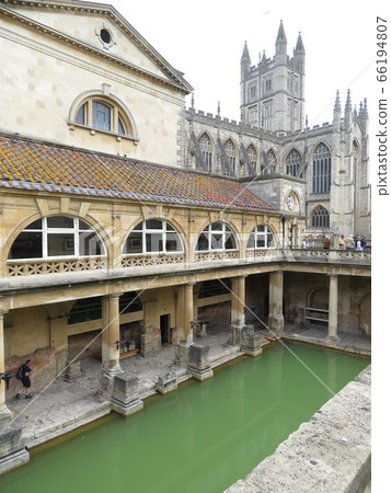 Roman Bath 66194807