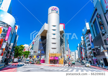 Tokyo Shibuya Dogenzaka Intersection Stock Photo