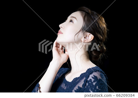 女性美女 66209384