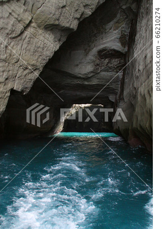 Japanese version blue cave 66210274