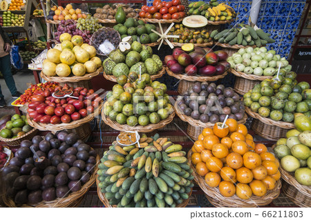 PORTUGAL MADEIRA FUNCHAL MERCADO LAVRADORES 66211803