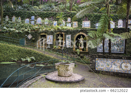 PORTUGAL MADEIRA FUNCHAL JARDIM TROPICAL 66212022