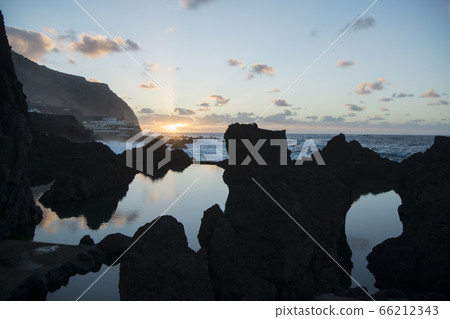 PORTUGAL MADEIRA PORTO MONIZ COAST 66212343