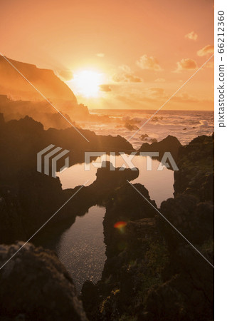 PORTUGAL MADEIRA PORTO MONIZ COAST 66212360