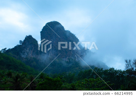 Beautiful views of the mountains in Thailand. 66214995