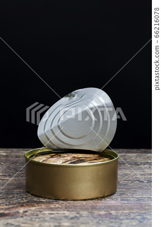 industrial open metal tin 66216078