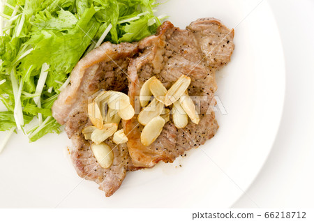 Pork shoulder loin steak 66218712