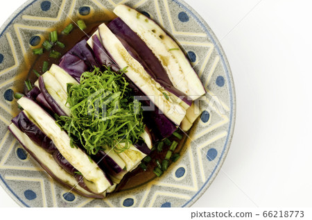 Steamed eggplant soup sauce 66218773