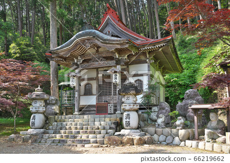 [Kegonji Mangakudo] Gifu Prefecture Ibi-gun Ibigawa-cho Tanigumi Tokuzumi 66219662