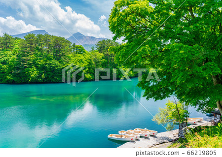 Scenery of Bishamonnuma (Goshikinuma) in early summer Fresh green and lake surface Kitashiobara Village, Fukushima Prefecture Scenery of Bishamonnuma (Goshikinuma) in early summer Fresh green and lake surface Kitashiobara Village, Fukushima Prefecture 66219805