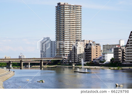 兵庫縣寶塚牧子河和噴泉(初夏) 兵庫縣寶塚牧子河和噴泉(初夏) 66229798