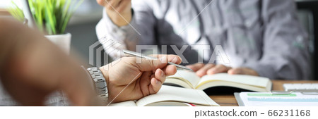 Discussion and work on project implementation. Discussion and work on project implementation. 66231168
