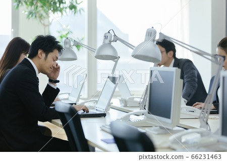 辦公室場景 66231463