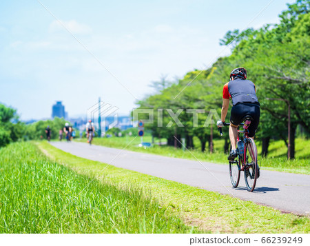 Spring Tamagawa Cycling Course (near Fuchu City) 66239249