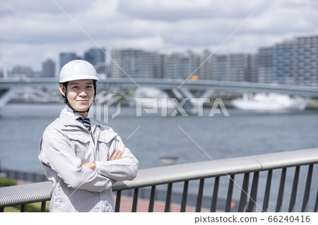 穿工作服的商人 穿工作服的商人 66240416