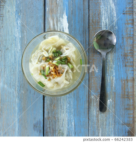 Chinese Wan Tan pork dumpling soup Chinese Wan Tan pork dumpling soup 66242383
