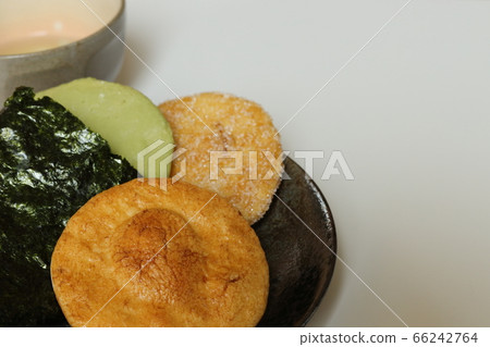 Soka specialty Soka rice cracker Soka specialty Soka rice cracker 66242764