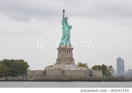 the statue of Liberty the statue of Liberty 66243103