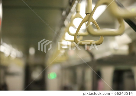 列車內的吊環扶手 66243514
