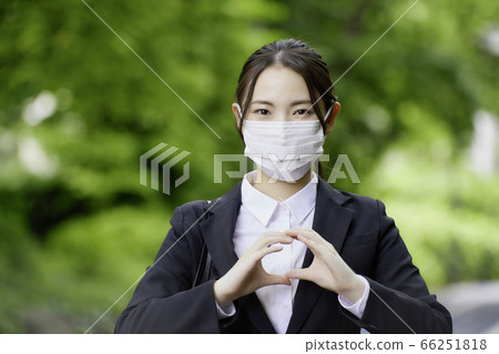 Young woman business mask social distance Young woman business mask social distance 66251818