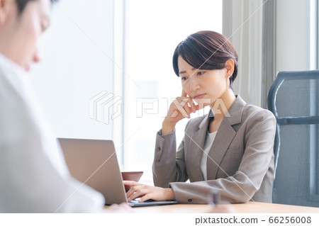 Business woman Business woman 66256008