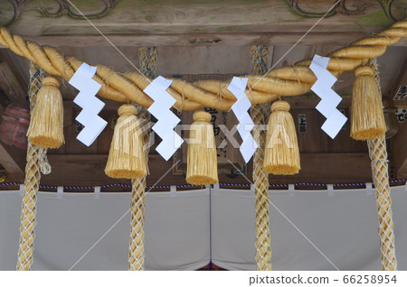 Shimenawa/Minen (Oiwa Shrine/1215-1 Irishimacho, Hitachi City, Ibaraki Prefecture) 66258954