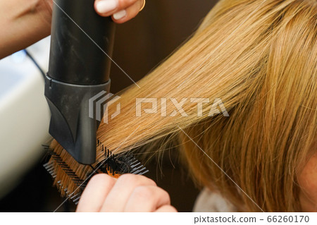 Hair blow 66260170