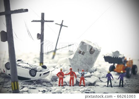 Image of diorama landscape of the city after disaster 66261003