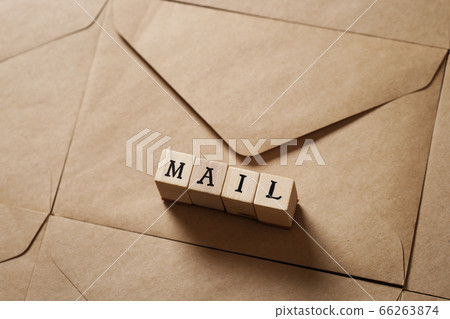 電子郵件 66263874