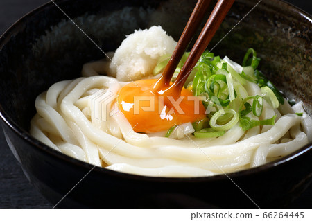 Chilled kamatama udon Chilled kamatama udon 66264445