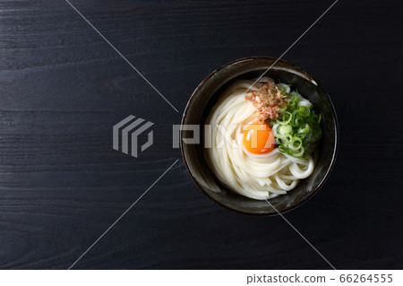 Kamatama Udon, overhead view Kamatama Udon, overhead view 66264555