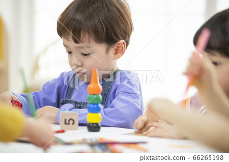 Lifestyle,boy,girl,kindergarten Lifestyle,boy,girl,kindergarten 66265198