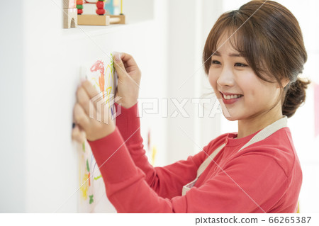 業務,女人,老師 業務,女人,老師 66265387